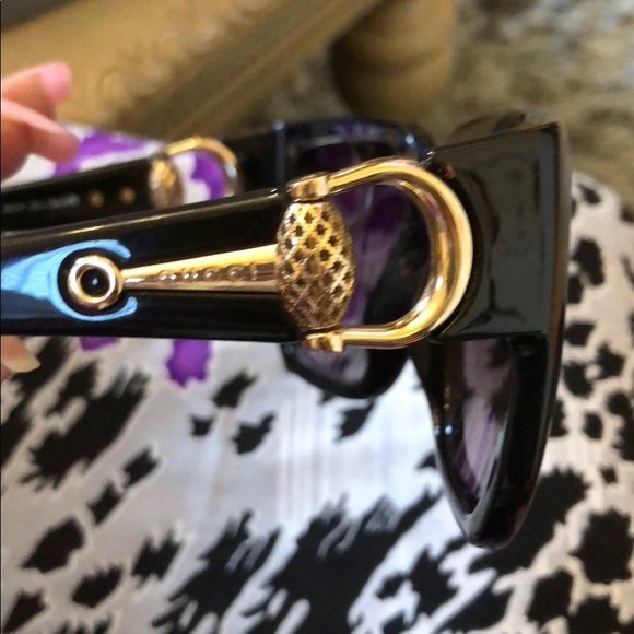 Gucci Sunglasses - Picture 3 of 8